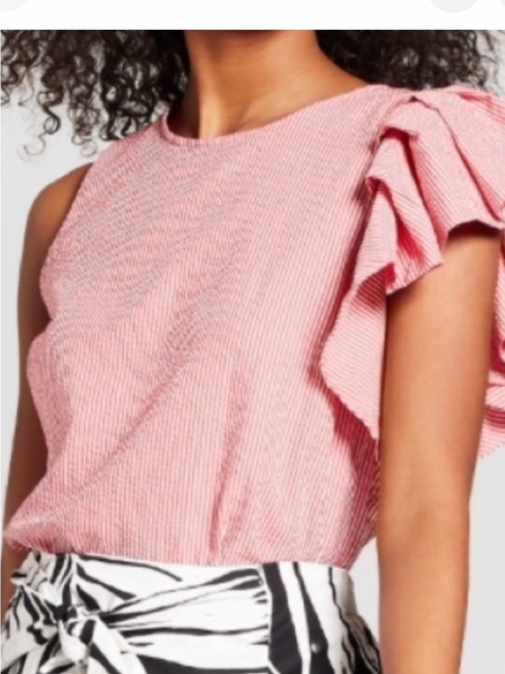 🛍️red seersucker stripe ruffle shoulder sleeveless blouse 4th of July top!